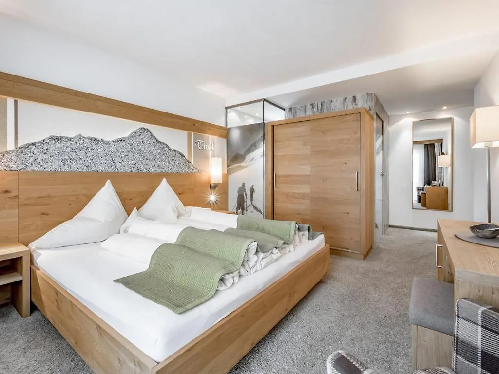Hotel Sportpension Carinthia Sölden 3*,  Austria
