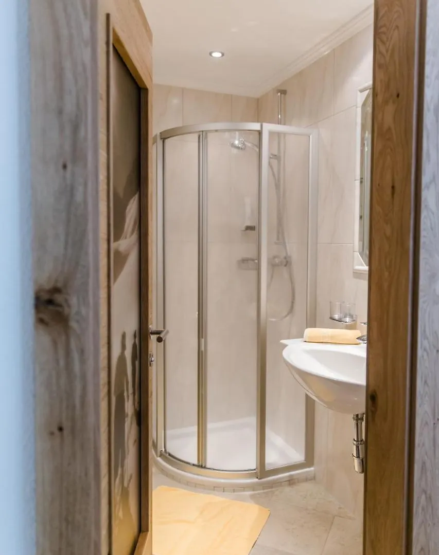 Bed & Breakfast Hotel Sportpension Carinthia Sölden