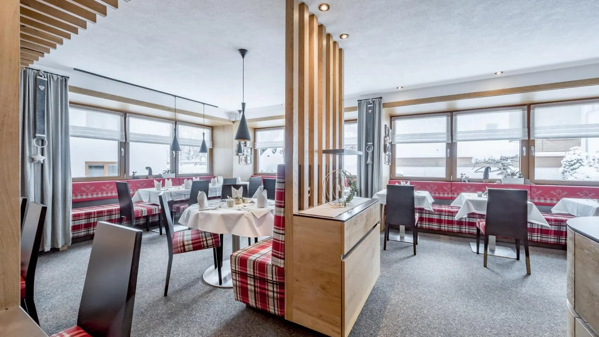Hotel Sportpension Carinthia Solden 3*,  Austria