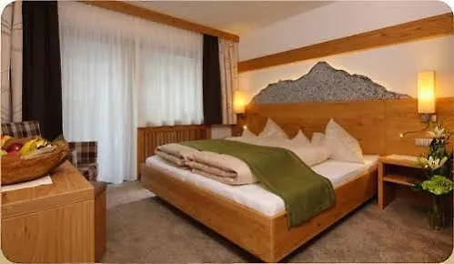 Hotel Sportpension Carinthia Solden Bed & Breakfast